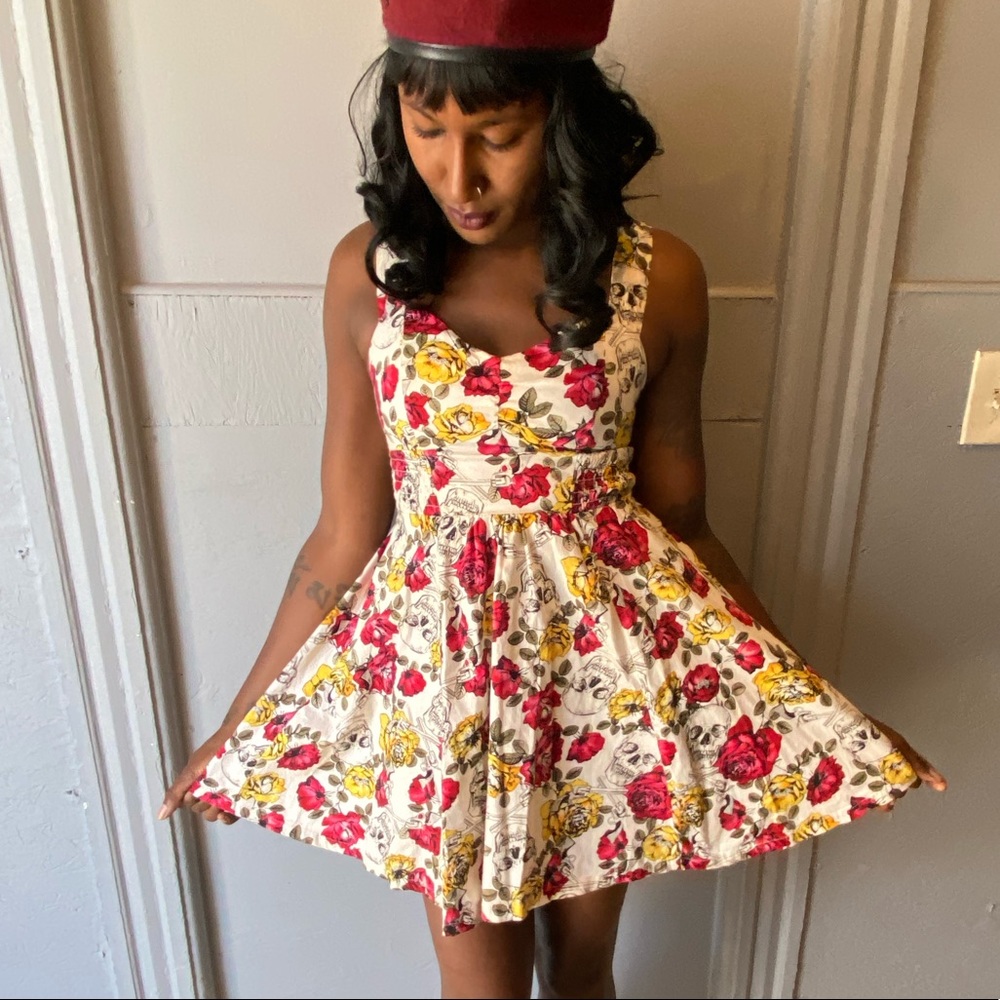 Hot Topic Brand Vintage Style 1950s Party Dress